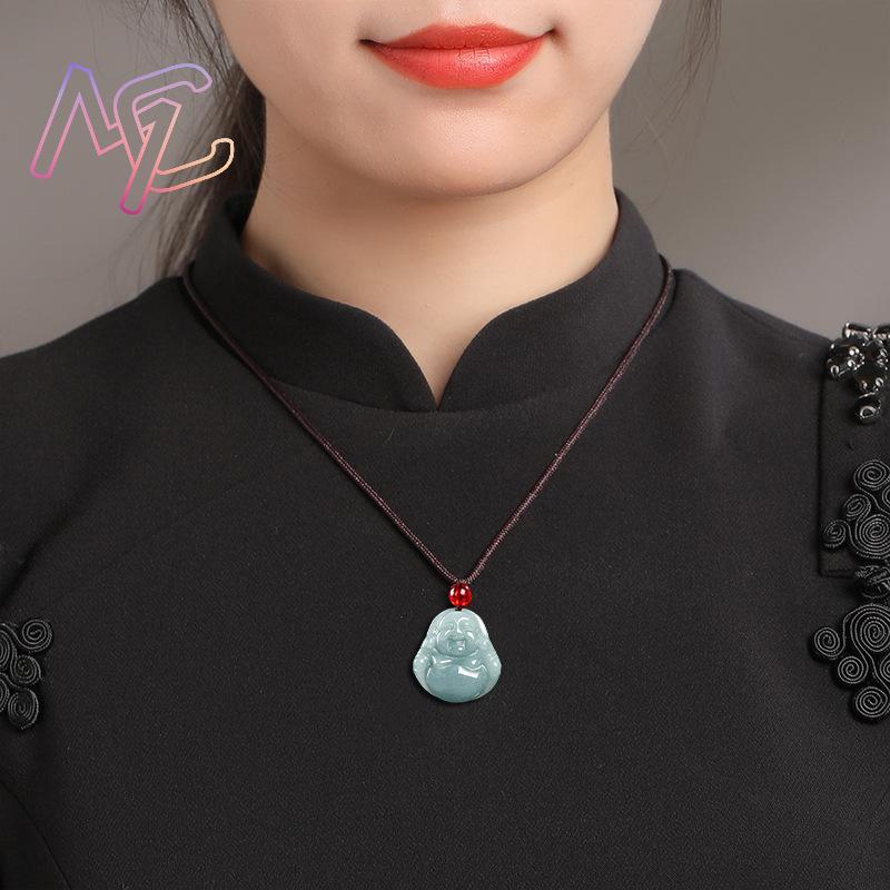Myanmar Jadeite Guanyin Buddha - Vintage Fashion Enthusiasts 评论和价格